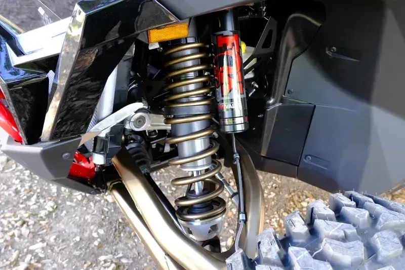 2025 Polaris RZR PRO R 4 ULTIMATE BLACK CRYSTAL AND SHADOW BRONZE Image 22