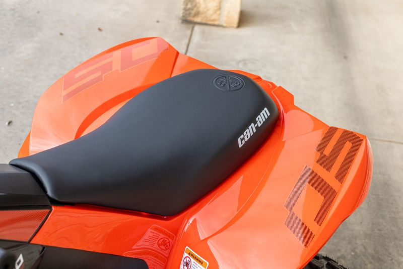 2025 Can-Am DS 250 BLACK AND CANAM RED Image 9