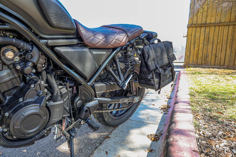 USED 2025 HONDA SCL 500 Image 20