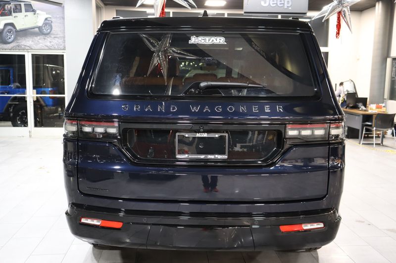 2023 Grand Wagoneer Series III Obsidian 4X4