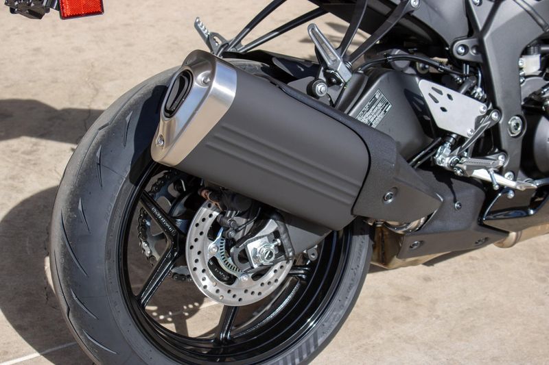 NEW 2026 KAWASAKI NINJA ZX6R ABS Image 8