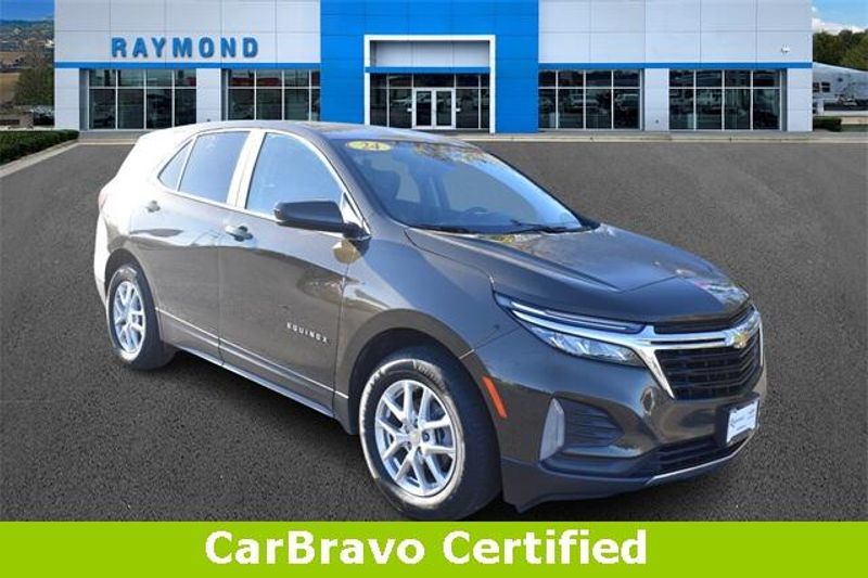 Used 2024 Chevrolet Equinox LTImage 1