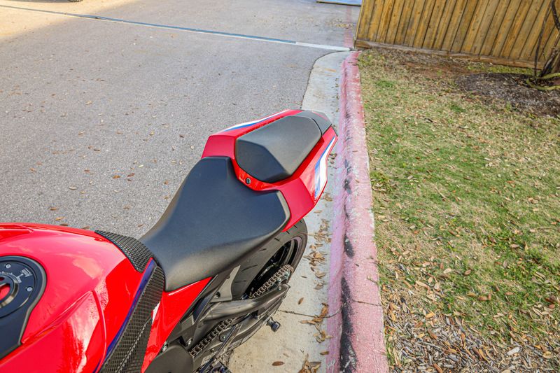 USED 2022 HONDA CBR1000RR ABS Image 15