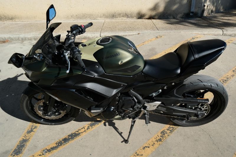 USED 2024 KAWASAKI NINJA 650 Image 6