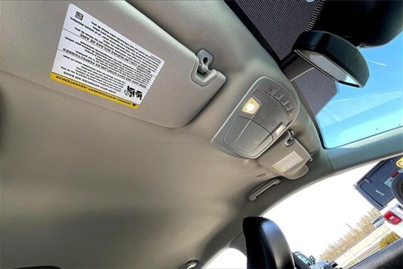 Used 2024 Ford Edge SELImage 29
