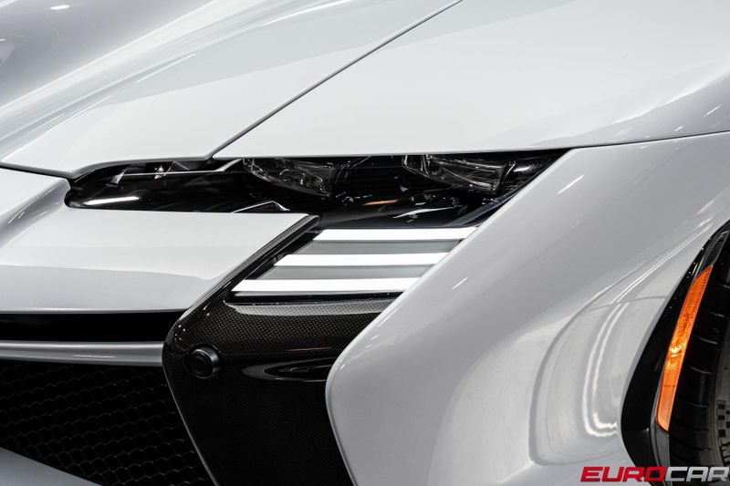 Used 2025 Ferrari SF90 XX *INSANE SPEC * HUGE CARBON OPTIONS*Image 13