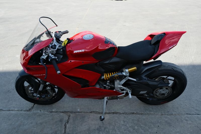 2020 Ducati PANIGALE V2 RED Image 7