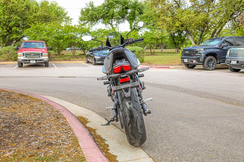 USED 2024 SUZUKI GSX-8S Image 19