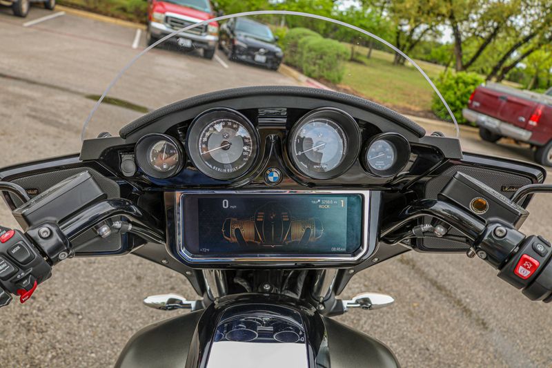 USED 2023 BMW R 18 B Image 9