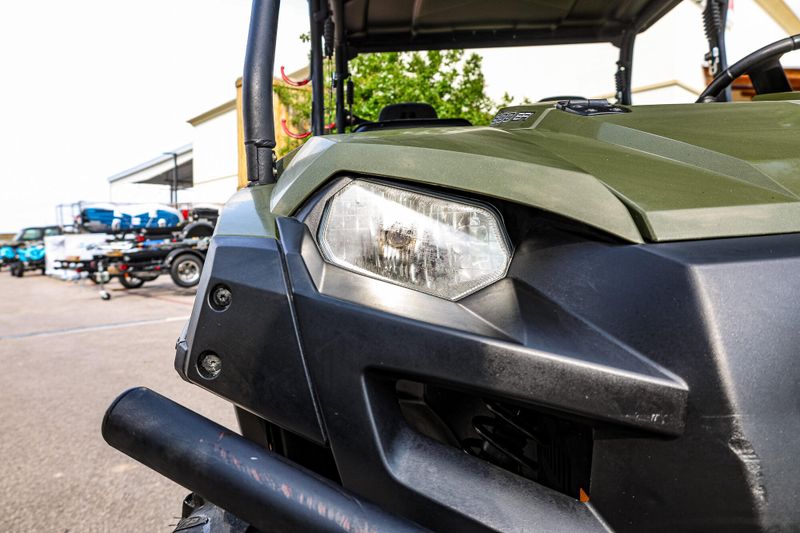 2011 Polaris RANGER 800 Crew Sage Green 800 Crew Image 4