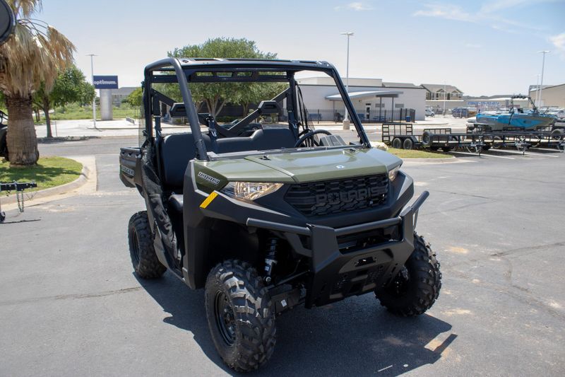 NEW 2026 POLARIS RANGER 1000 EPS Image 1