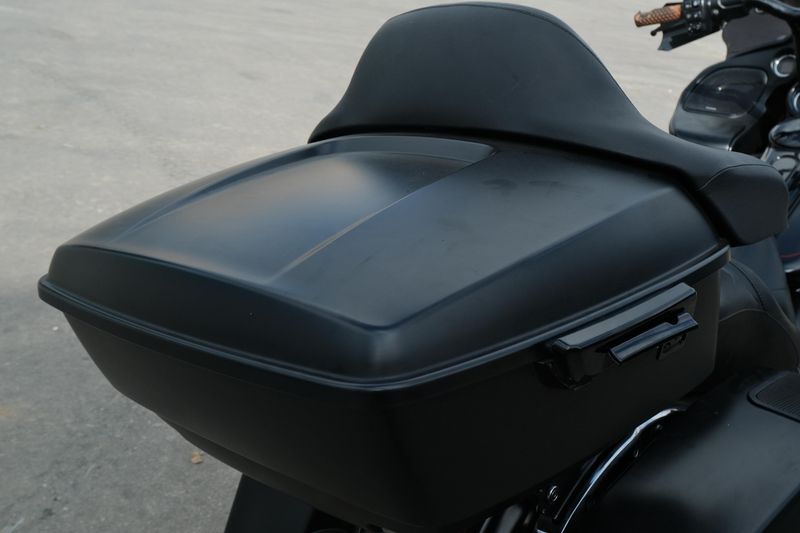 USED 2015 HARLEY ROAD GLIDE SPECIAL BLACK Image 17