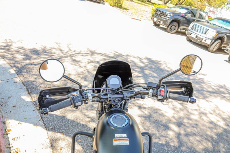 USED 2025 HONDA SCL 500 Image 8