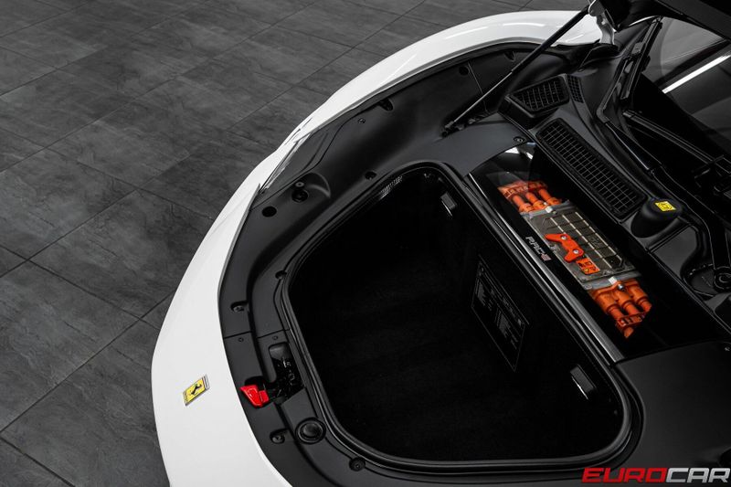 2022 Ferrari SF90 Stradale *CARBON STEERING WHEEL * FRONT PPF*Image 11