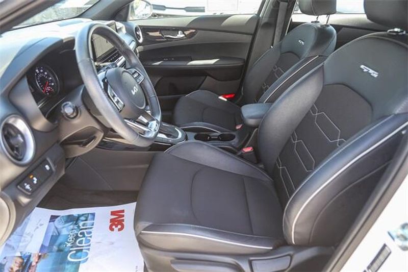 2023 Kia Forte GT-LineImage 19