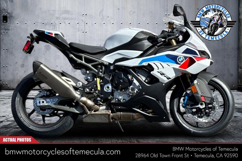 2025 BMW S 1000 RRImage 1