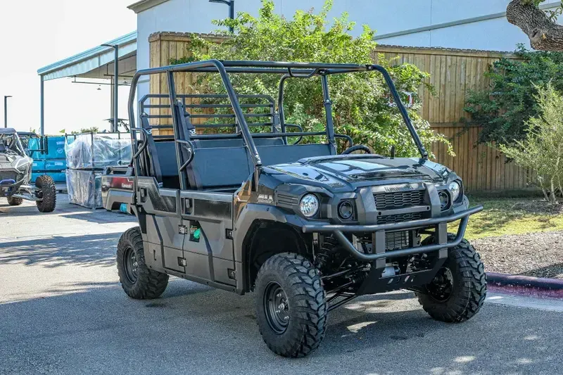 2025 Kawasaki MULE PRODXT EPS SUPER BLACKImage 1