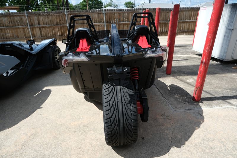 2024 Polaris SLINGSHOT R AUTODRIVE PHANTOM GRAYImage 5