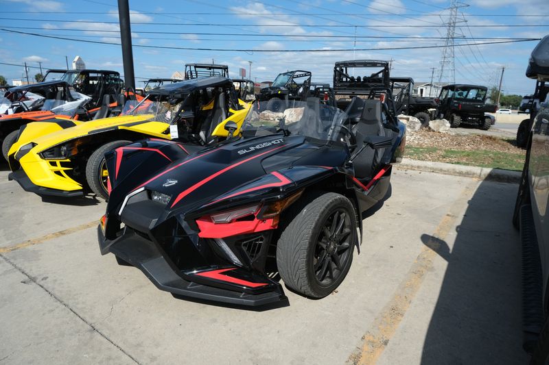 2020 Polaris SLINGSHOT R STEALTH BLACKImage 1