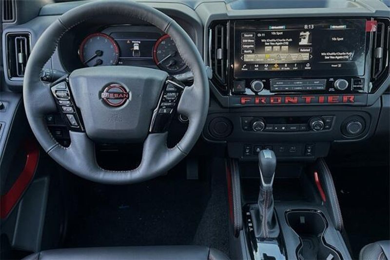 New 2025 Nissan Frontier PRO-XImage 11