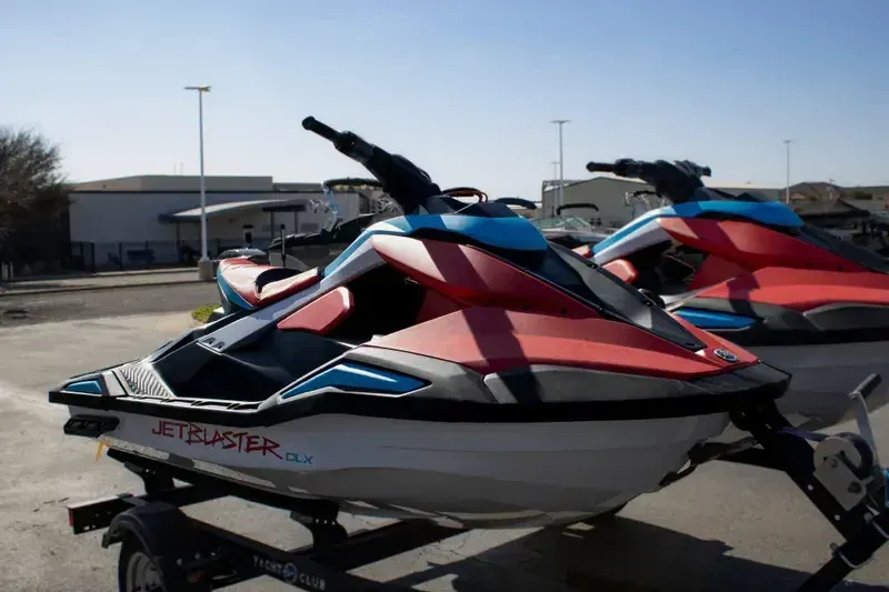 2025 Yamaha JETBLASTER DLX 2UP IMPERIAL RED AND BLACK Image 1