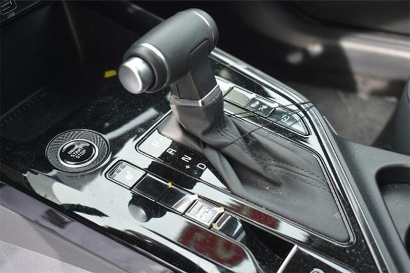 New 2025 Kia Niro EX TouringImage 23