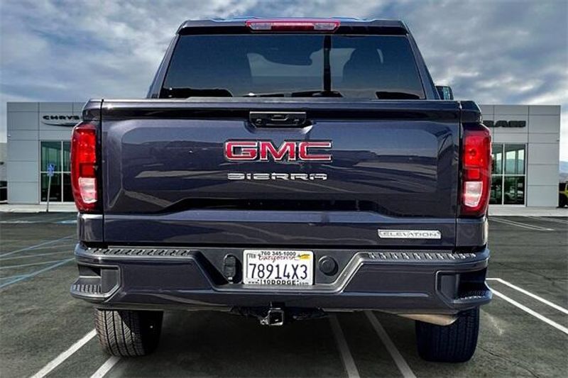 2024 GMC Sierra 1500 ElevationImage 3