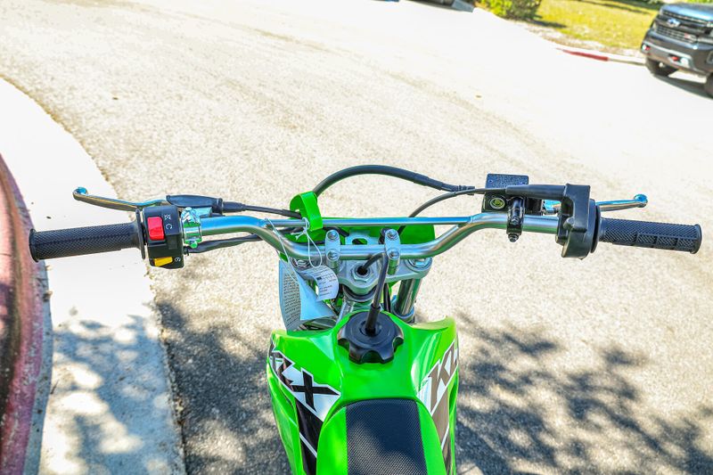 2025 Kawasaki KLX 140R L LIME GREEN Image 12