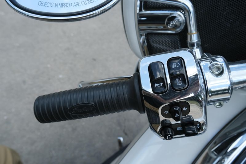 USED 2019 INDIAN MOTORCYCLE ROADMASTER Image 16