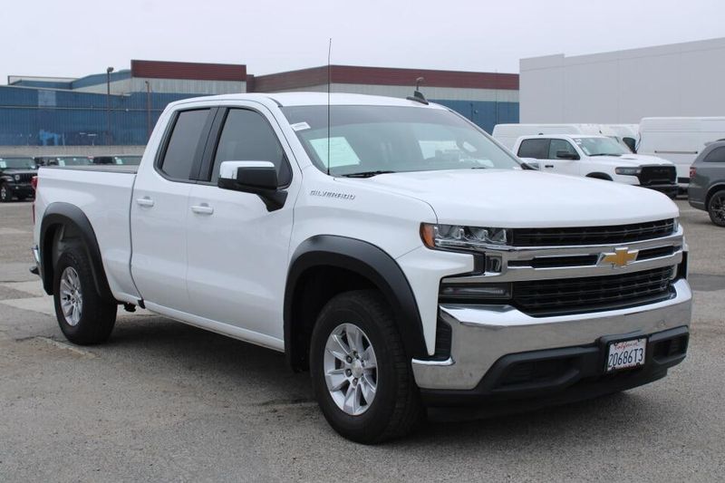 2019 Chevrolet Silverado 1500 LTImage 1