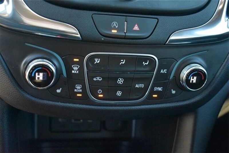 Used 2024 Chevrolet Equinox LTImage 31