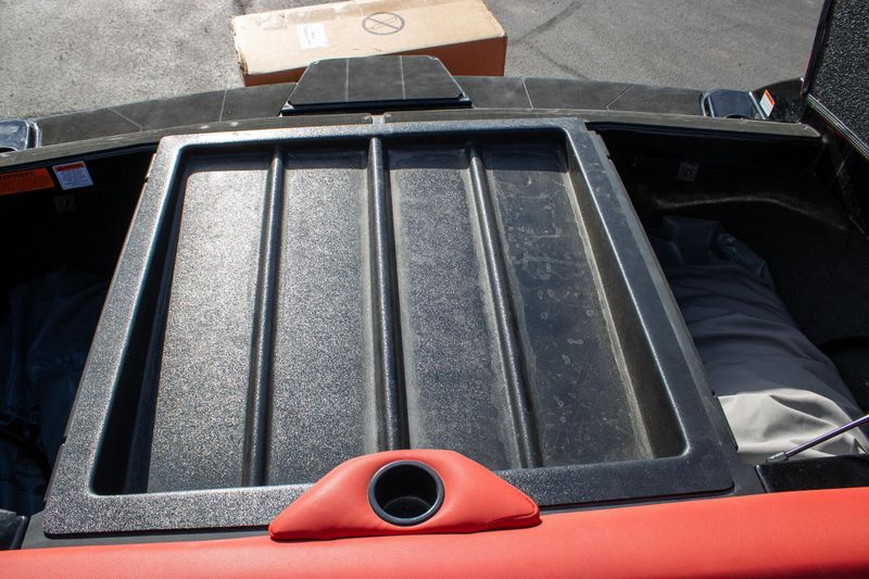 2023 AXIS A24Image 57