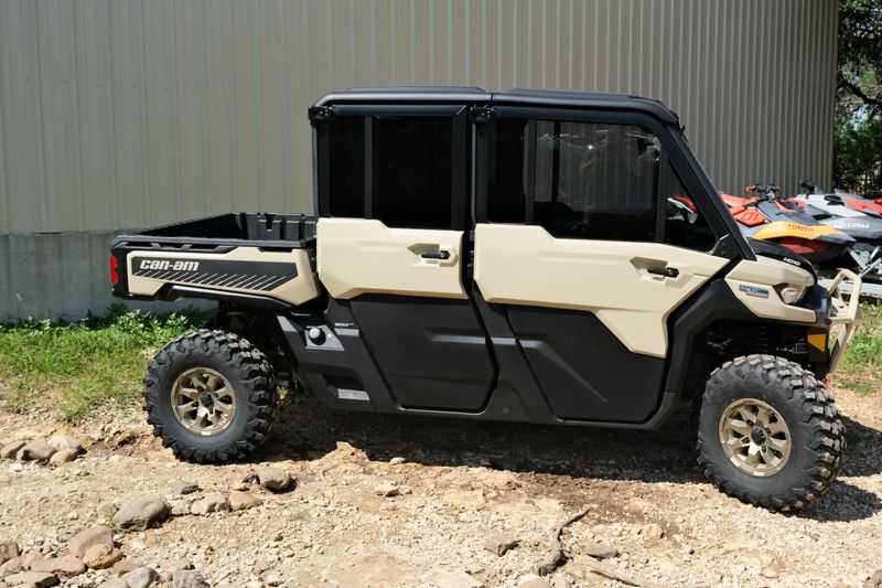 2025 Can-Am DEFENDER MAX LIMITED CAB HD10 DESERT TAN AND STEALTH BLACK Image 8