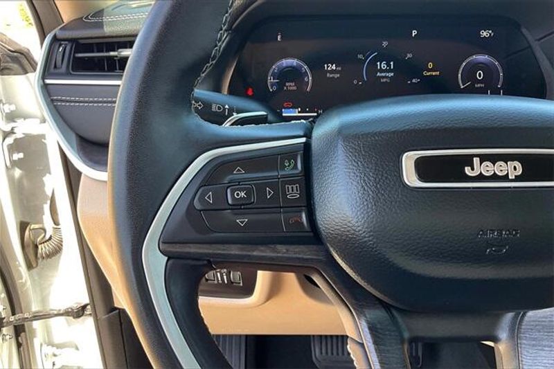 2021 Jeep Grand Cherokee L LimitedImage 18
