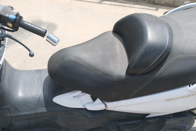 2018 Suzuki BURGMAN 650 ABS WHITE Image 10