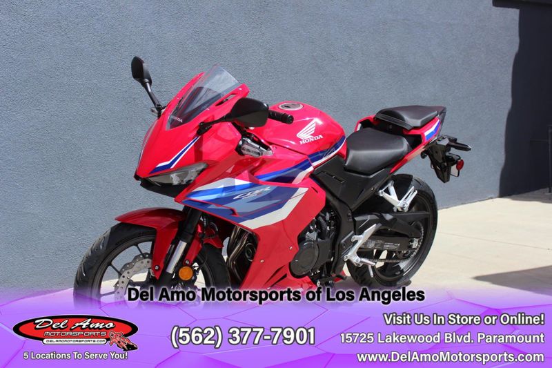 2025 Honda CBR500R Image 2