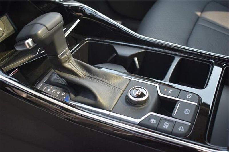 New 2025 Kia Sorento SXImage 25