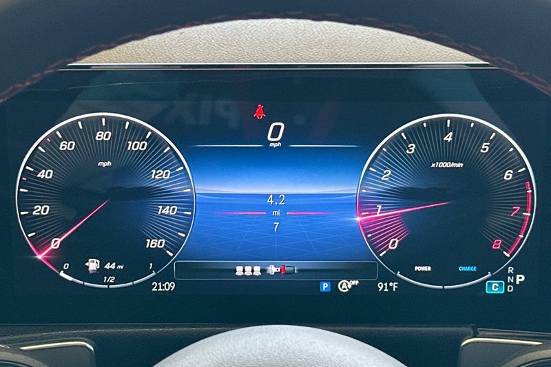 New 2026 Mercedes-Benz GLB 250Image 21
