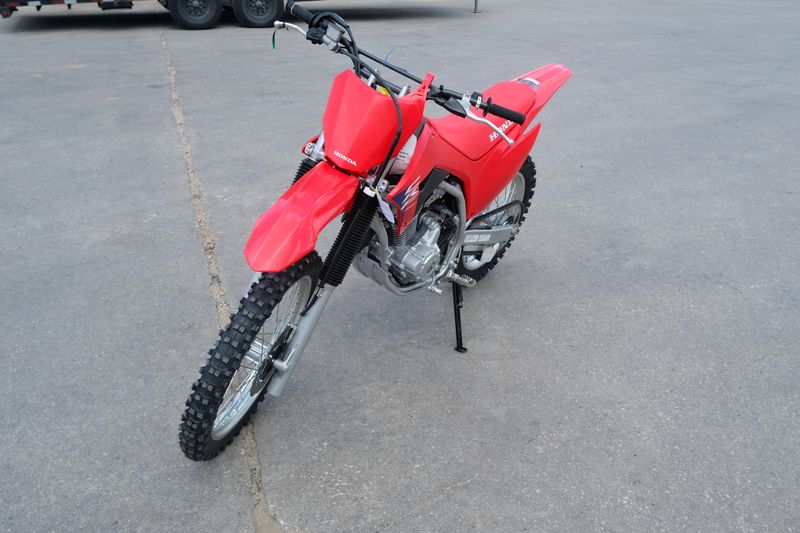 2025 Honda CRF250F RED Image 7