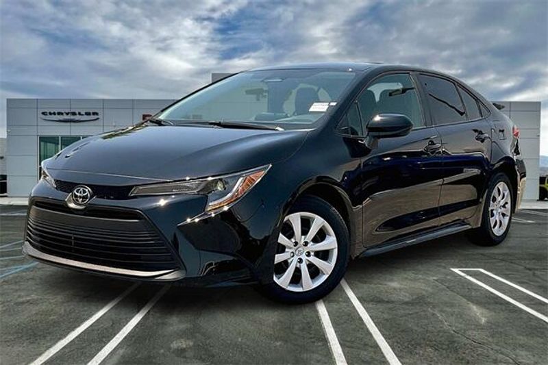 2024 Toyota Corolla LEImage 1
