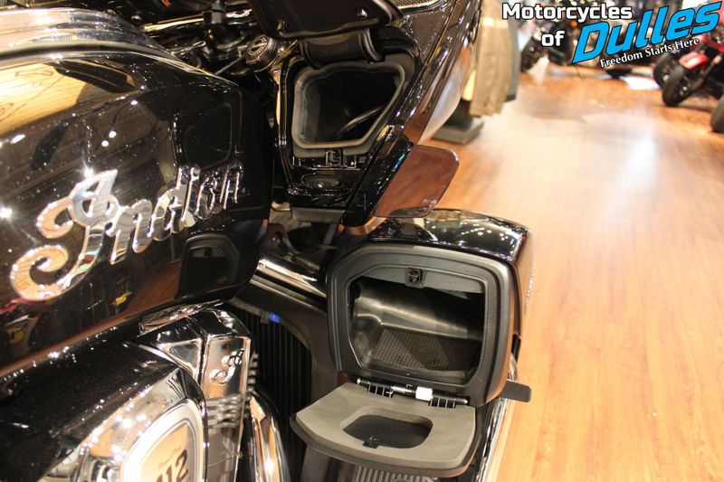 2025 Indian Motorcycle Pursuit Limited 112 Powerband Audio Image 16
