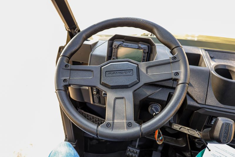 NEW 2026 POLARIS RANGER CREW 1000 Image 8