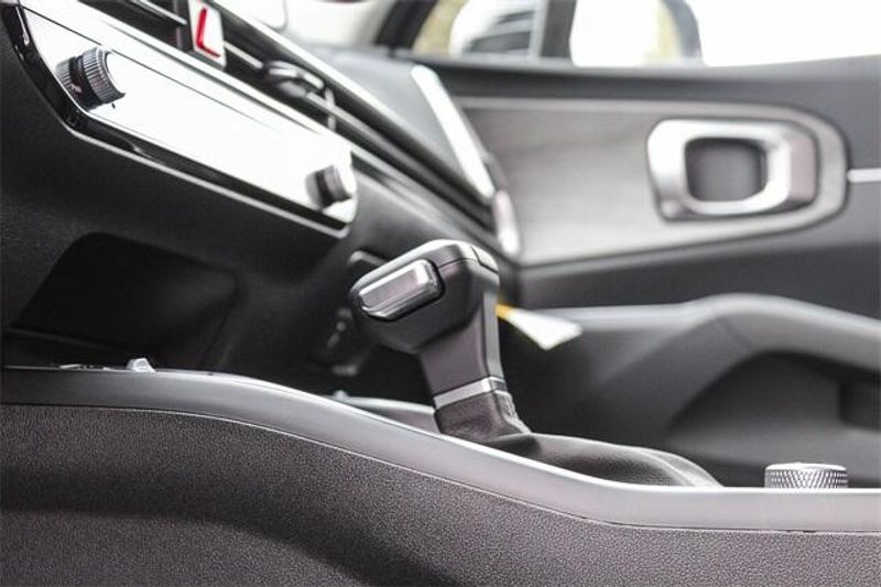 New 2025 Kia Sorento X-Line EXImage 24