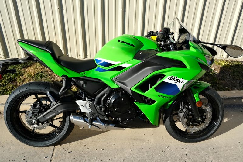 NEW 2026 KAWASAKI NINJA 650 ABS Image 2