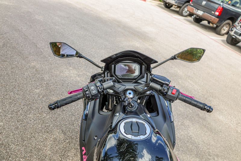 USED 2025 KAWASAKI NINJA 650 Image 16