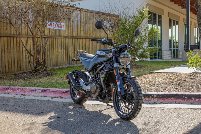 USED 2020 HUSQVARNA VITPILEN 401 Image 1