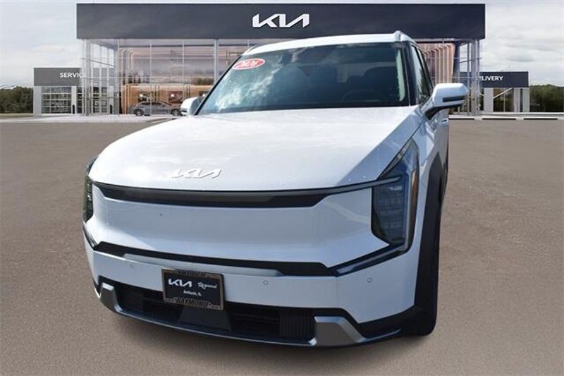 New 2026 Kia EV9 WindImage 7