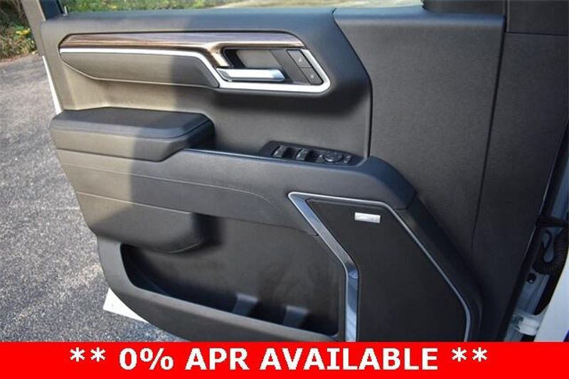 New 2025 Chevrolet Silverado 1500 RSTImage 35