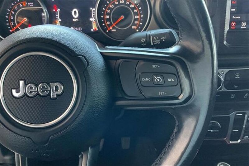 Used 2018 Jeep Wrangler Unlimited Sport SImage 19