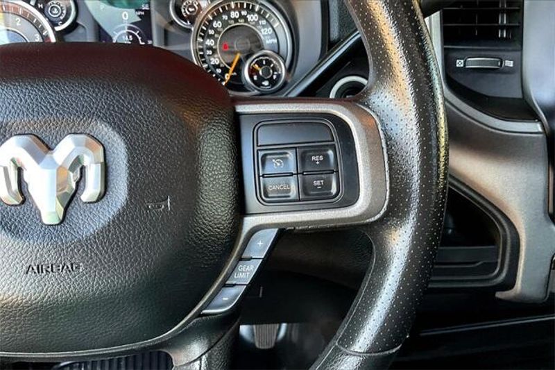 2022 RAM 3500 TradesmanImage 17